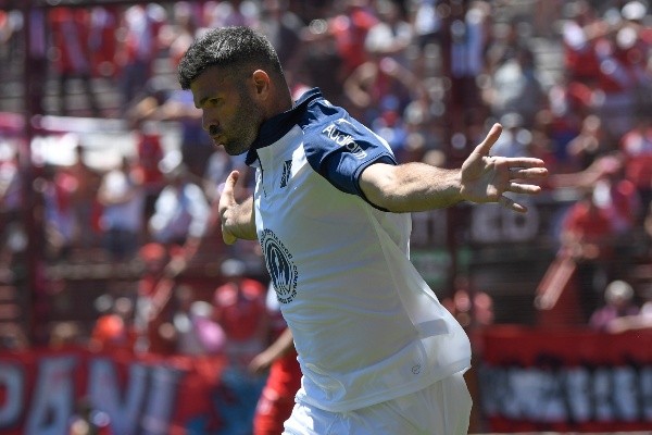 Gigliotti festeja con Independiente, club al que le gustaría volver.