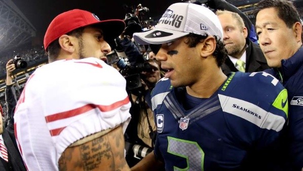 Wilson salta en defensa de Kaepernick (Foto: Getty)