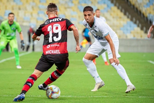 Michael fez boas partidas nas oportunidades que recebeu - Foto: Alexandre Vidal/Flamengo.