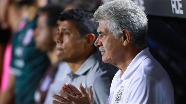 Ferretti en la Selección y Ruiz como ayudante (Getty Images).