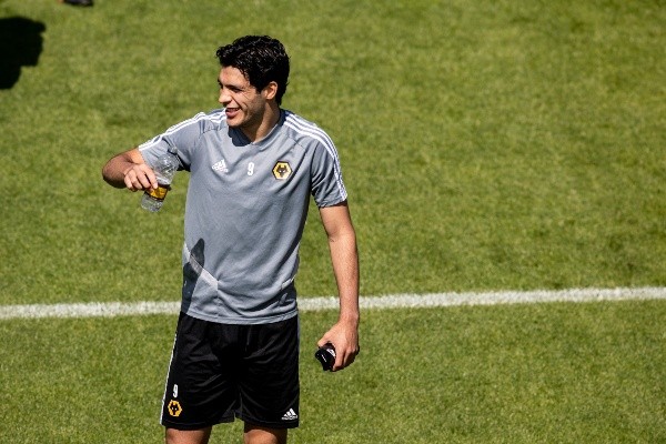 Raúl Jiménez en entrenamiento con los Lobos (Getty Images)