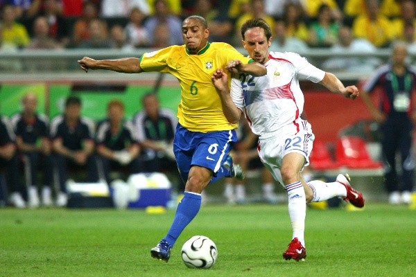 Roberto Carlos, Brasil vs Francia en Cuartos de Final del Mundial 2006 (Getty Images)