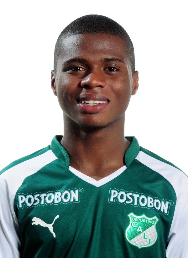 Caicedo posa con la playera del Deportivo Cali (Getty Images)