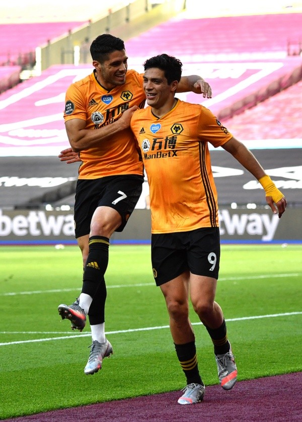 Raúl celebra su tanto ante West Ham (Getty Images)