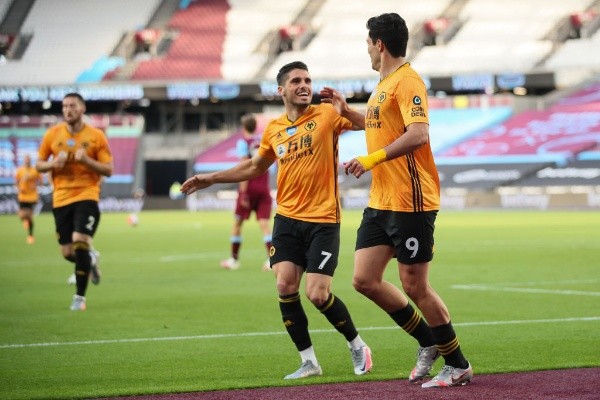 Wolverhampton se acerca a los puesto de Champions League. (Getty)