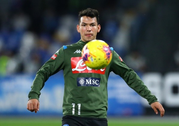 Hirving Lozano entrando en calor (Getty Images)