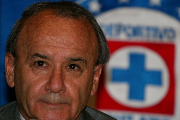 El presidente de Cruz Azul está siendo investigado. (Foto: Jam Media)