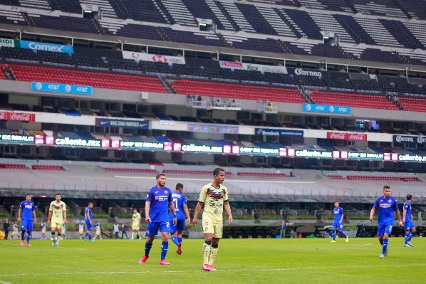 El América vs Cruz Azul a puertas cerradas del 15 de marzo fue el último partido que se jugó en la Liga MX. (Jam Media)