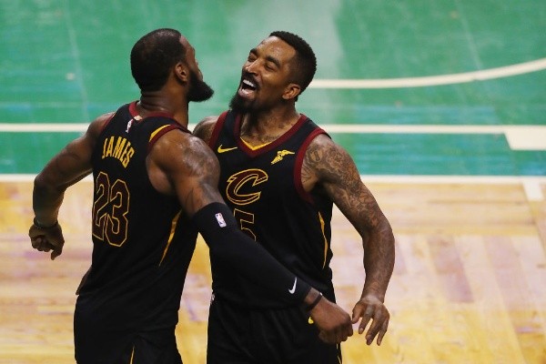 LeBron James y J.R. Smith