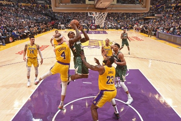 Milwaukee Bucks y Los Angeles Lakers