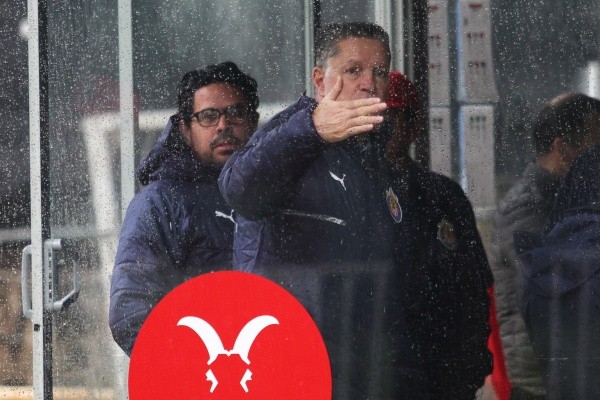 Peláez diagrama la plantilla de Chivas para el Apertura 2020 (Jam media).