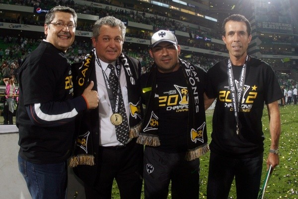 Vucetich festeja la Concachampions de 2012 (JAM Media)