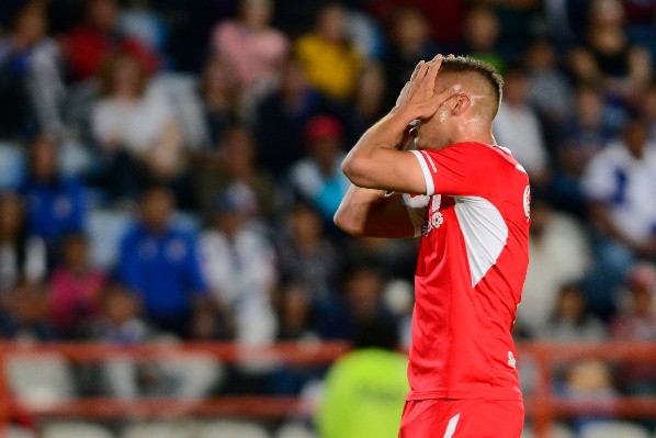 Fernando Tobio lamentándose (Getty Images)
