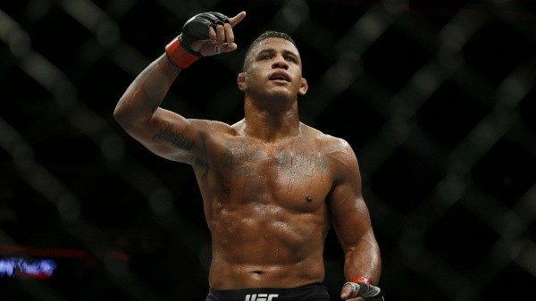 Gilbert Burns, dio positivo por Coronavirus (Getty)