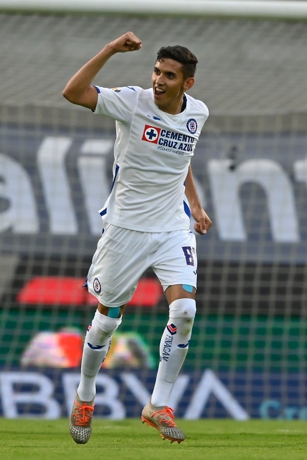 Josué Reyes el mejor jugador de la primera jornada. (Cruz Azul)