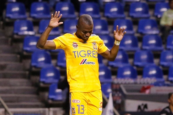 Luego de tres años en Tigres, Valencia saldría del futbol mexicano (Foto: JAM)