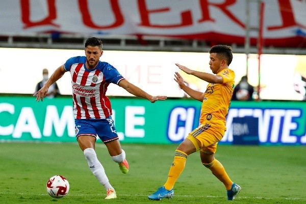 Leo Fernández fue titular en la victoria por 2 a 0 vs. Chivas (Foto: Getty)