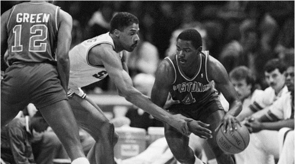 Adrian Dantley led all scorers with 35 points. (Getty)