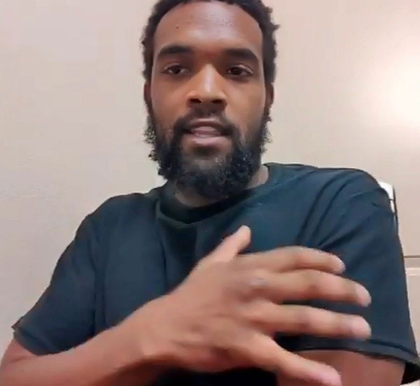 Phillip Blanks, héroe sin capa (The Sun)