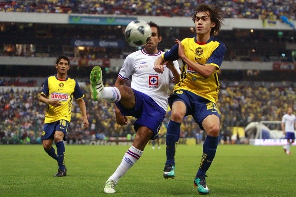 Shaggy Martínez con América ante Cruz Azul en el Clausura 2011. (JamMedia)