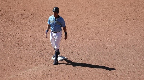The Mariners signed Rodríguez at 16 years old. (Getty)