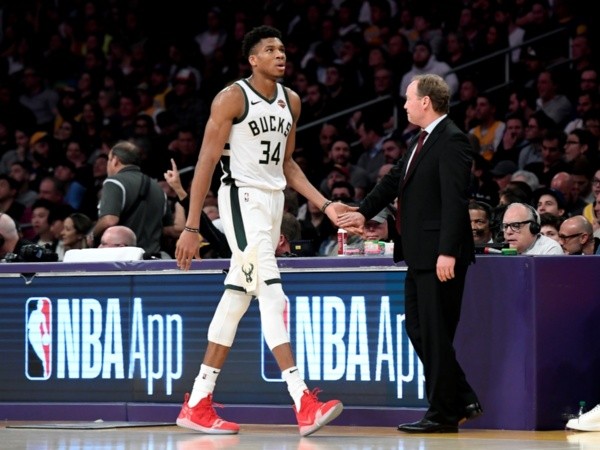 Giannis y Budenholzer, una dupla estelar (Getty)