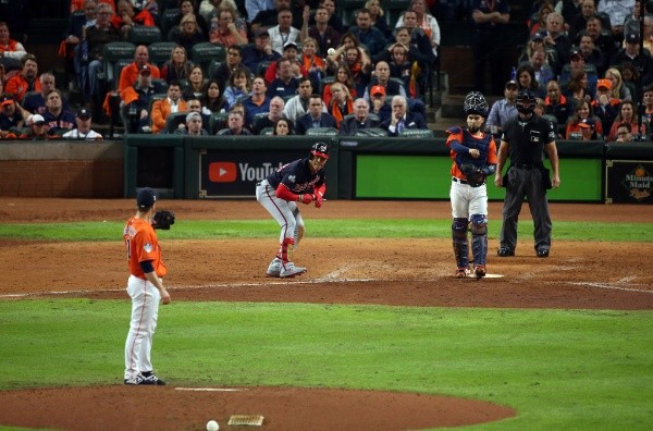 Zack Greinke contra Juan Soto en el séptimo juego