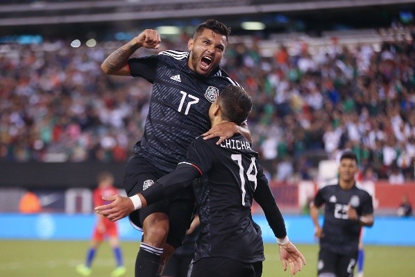 ¿Se volverán a juntar Chicharito y Tecatito en la MLS? (Getty Images)