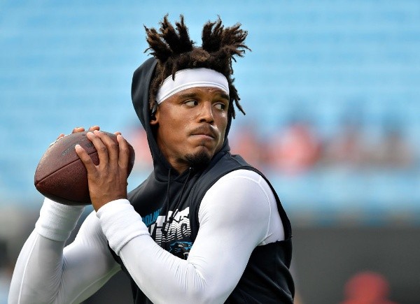 Cam Newton, nuevo quarterback de los Patriots