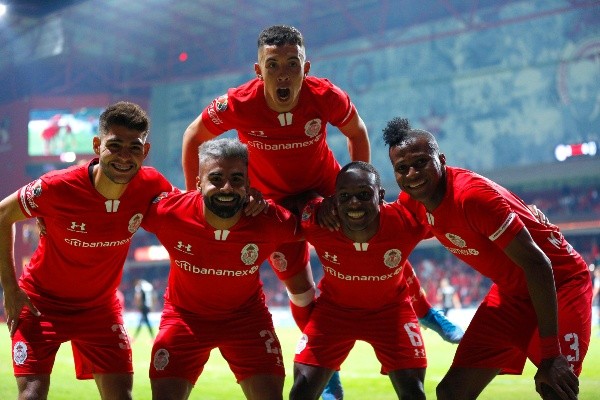 Toluca continuará utilizando las playeras del 2019/20 (Getty Images)