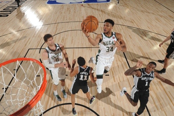 Giannis Antetokounmpo, alero de los Bucks