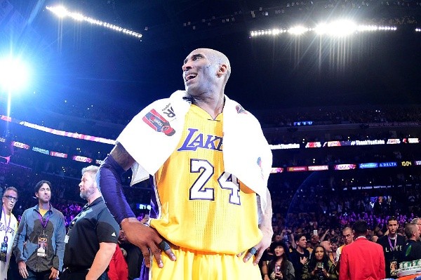 Kobe Bryant jugó su última temporada en 2016