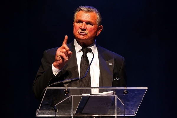 Ditka ganó Super Bowl XX con Chicago Bears (Getty)