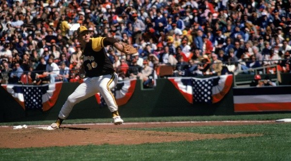 Gaylord Perry won the CY Young award with the Padres in 1978. (Getty)