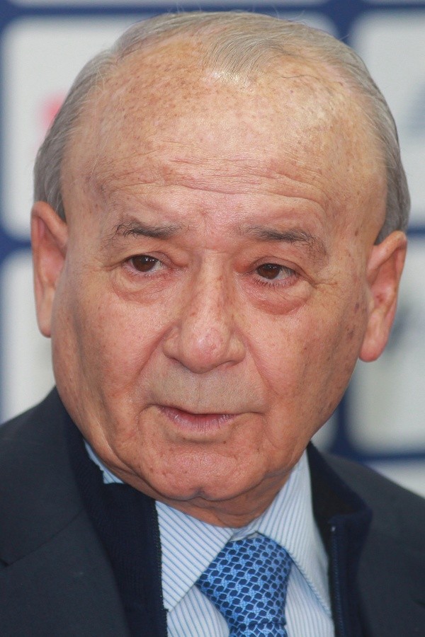 Billy Álvarez recibió el apoyo del plantel de Cruz Azul. (Jam Media)