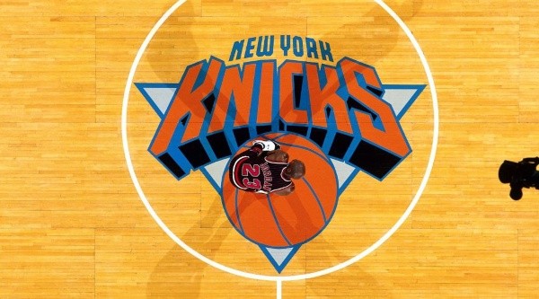 Knicks fans asked James Dolan to sell the team. (Getty)