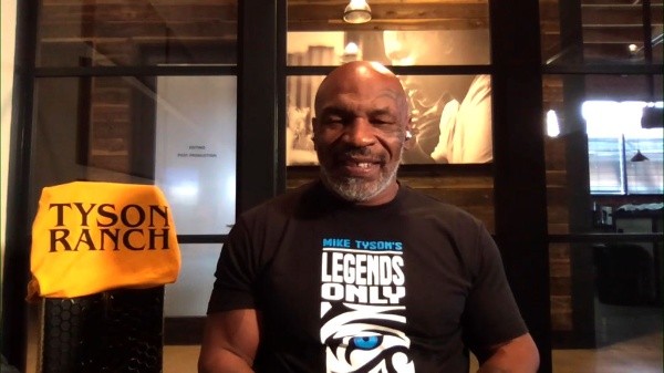 El CMB dijo que Tyson deberá usar cabezal cuando se enfrente a Roy Jones. (Getty)