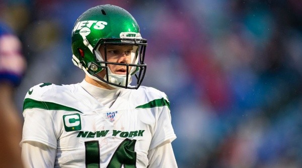 Sam Darnold missed the first three games of the 2019 season with mononucleosis. (Getty)