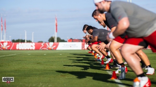 Buccaneers entrena de cara a la temporada 2020 (@Buccaneers)