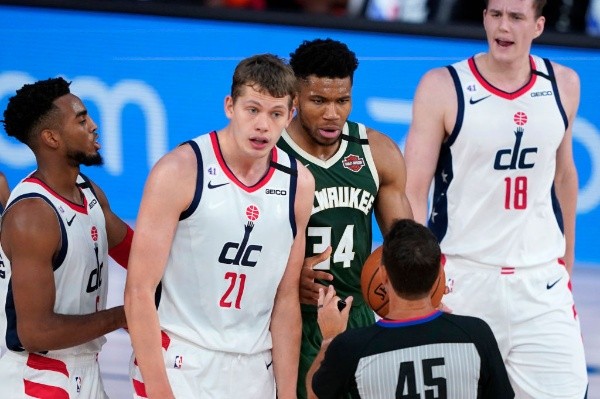 Moritz Wagner y Giannis Antetokounmpo (Getty Images)