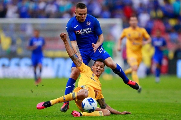 Francisco Meza defendió a Carlos Salcedo. (Jam Media)