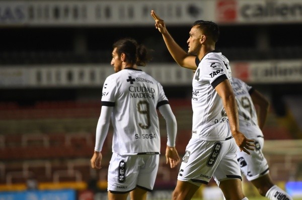 Daniel Cervantes anota para Querétaro