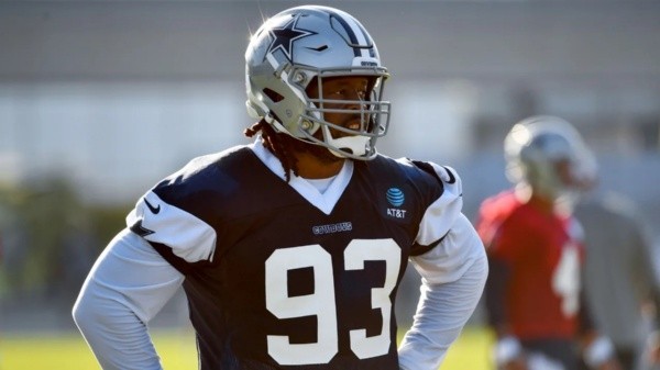 McCoy firmó por tres temporadas (Jeremiah Jhass / Dallas Cowboys)