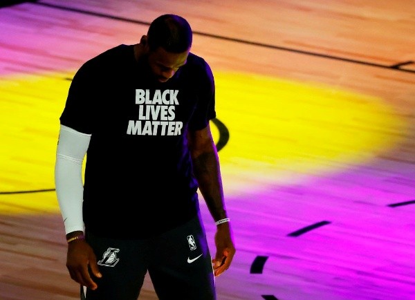 LeBron James, en su protesta contra el racismo (Getty)