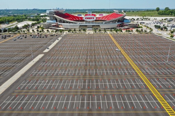 Así estaban las afueras del Arrowhead Stadium (@Chiefs)