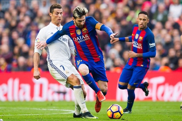 Messi y Cristiano, dos leyendas en activo. (Getty)
