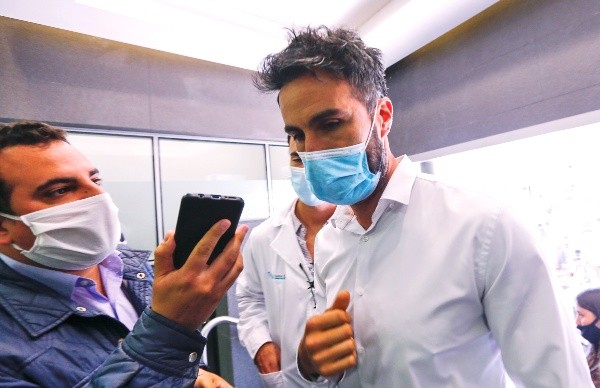 Luque es uno de los médicos que sigue de cerca la salud del 10 (Foto: Getty)