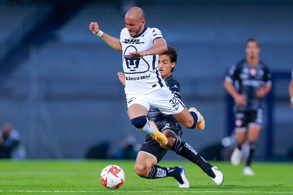 Carlos González, Pumas UNAM, Liga MX