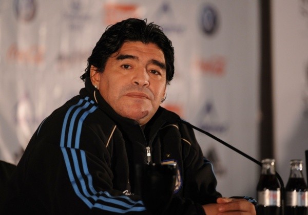 Maradona durante coletiva de imprensa da Argentina. Foto: Getty Images