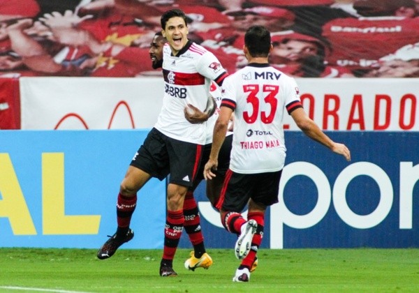 Escalação do Flamengo: Veja provável time titular contra o Corinthians na  Libertadores